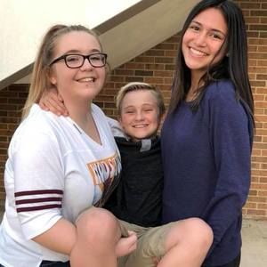 Meet your Posher, Lorraine